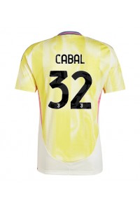 Juventus Juan Cabal #32 Voetbaltruitje Uit tenue 2024-25 Korte Mouw